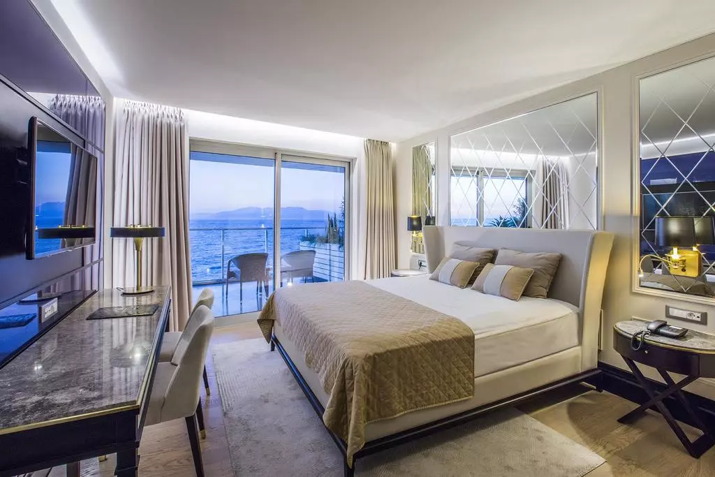 Charisma De Luxe Hotel (13)-mehrparvaz